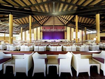 Grand Palladium & Resort 5*